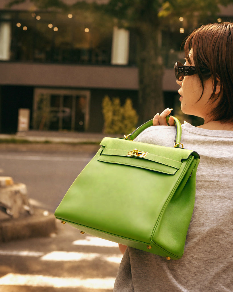 Hermès Kelly 32 in Apple Green: A Rare Vintage Icon That Brightens Every Season