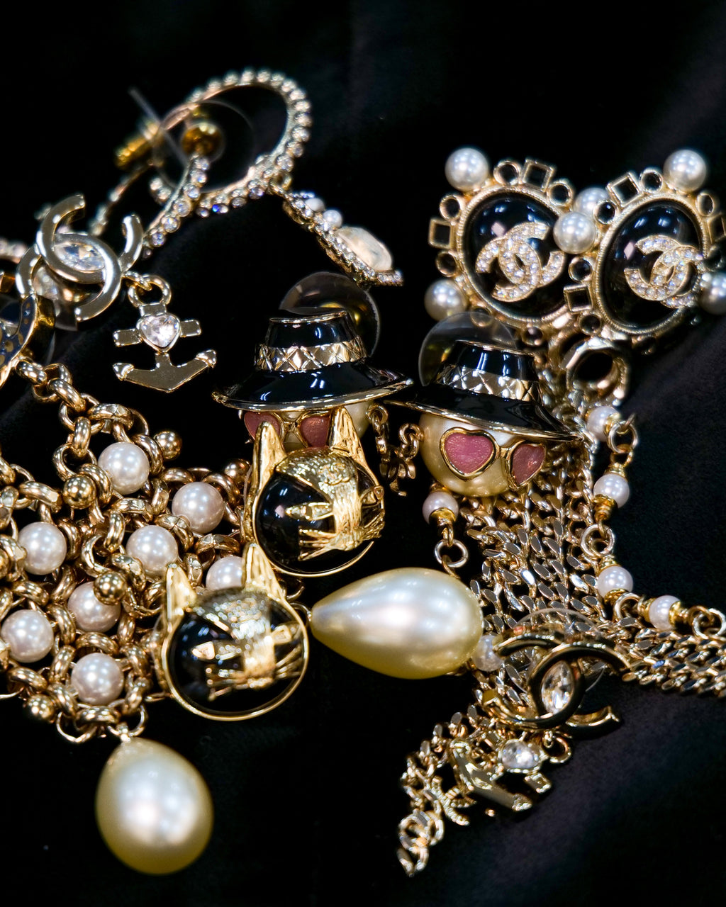 Buy Vintage Chanel Jewelry Online – Rare CC Logo, Gold & Pearl Statement Pieces
