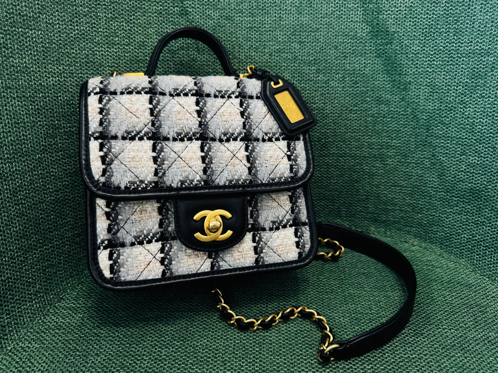 Small Bag, Big Statement: How to Style a CHANEL Mini Tweed Bag