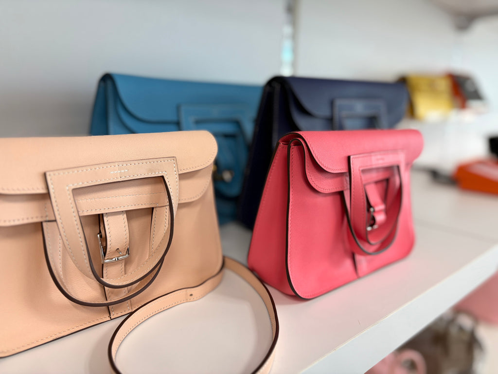 Hermès Halzan Bag: Elegant Colors That Define Modern Femininity