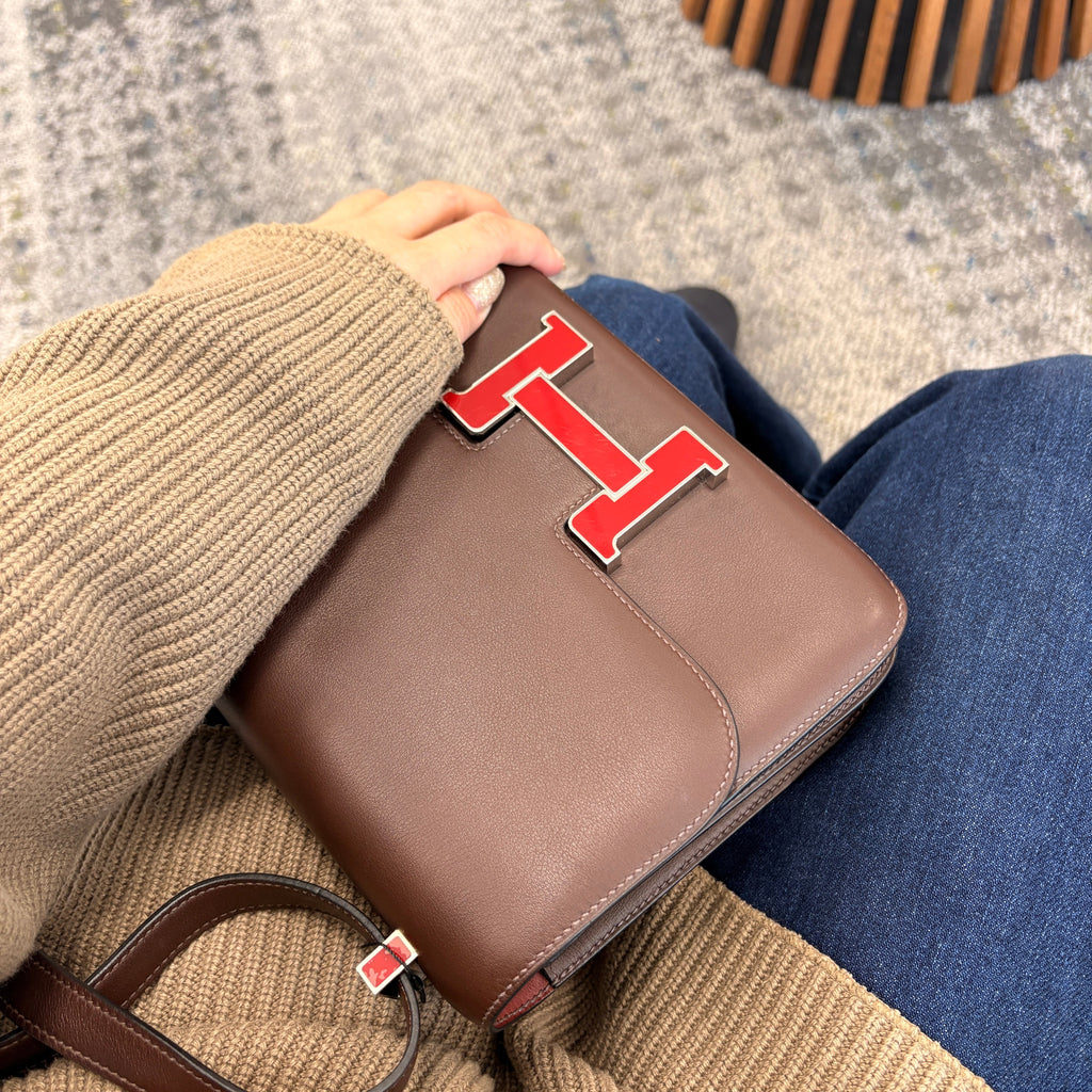 Constance 24 Verso – Refined and Unapologetic