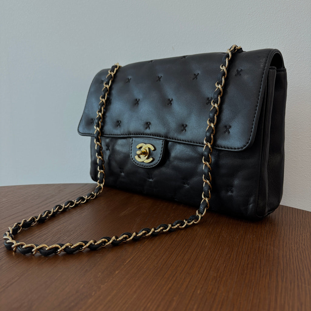 Why a Vintage Chanel Chain Shoulder Bag Is the Smartest Luxury Investment in 2026