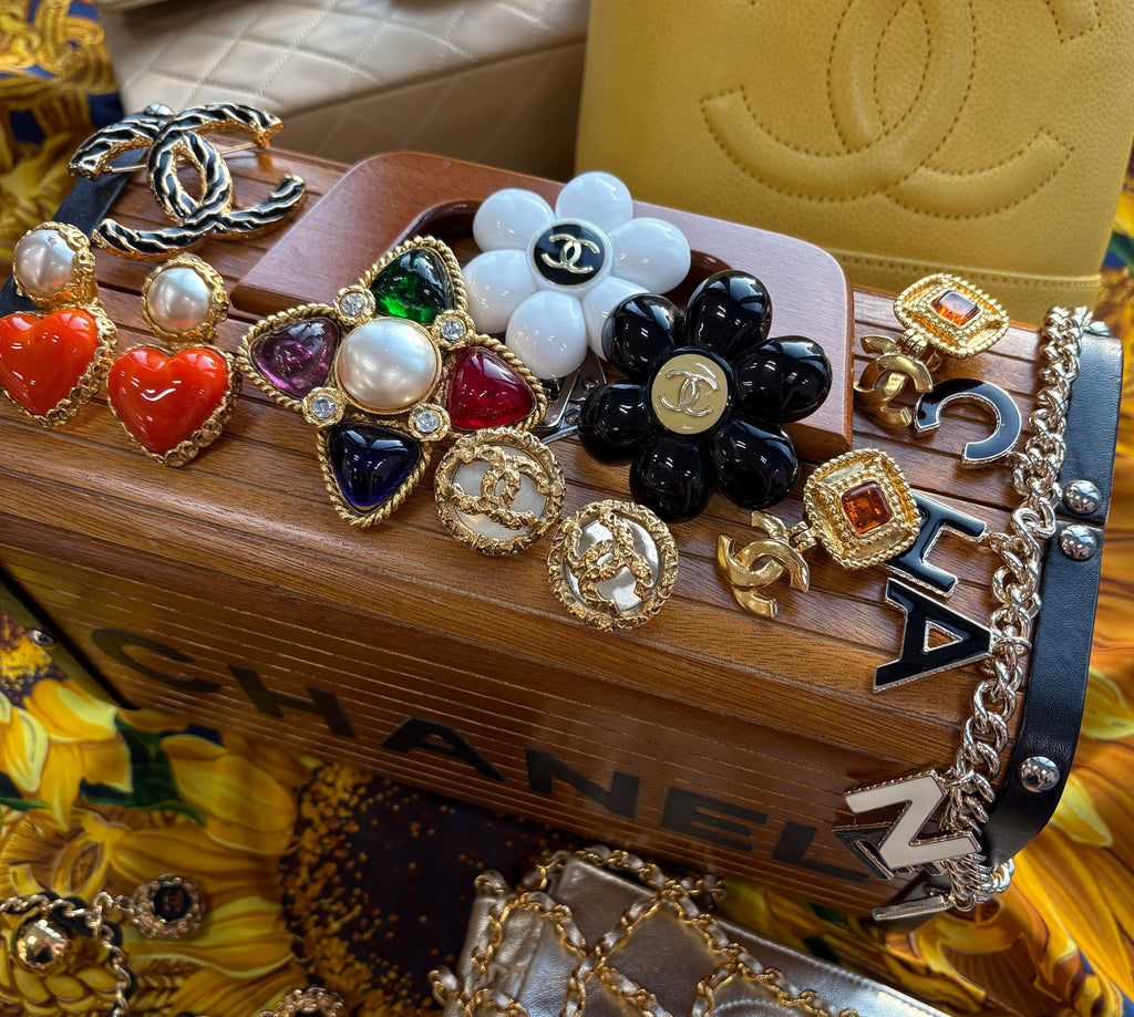 A Vintage Touch with Modern Elegance