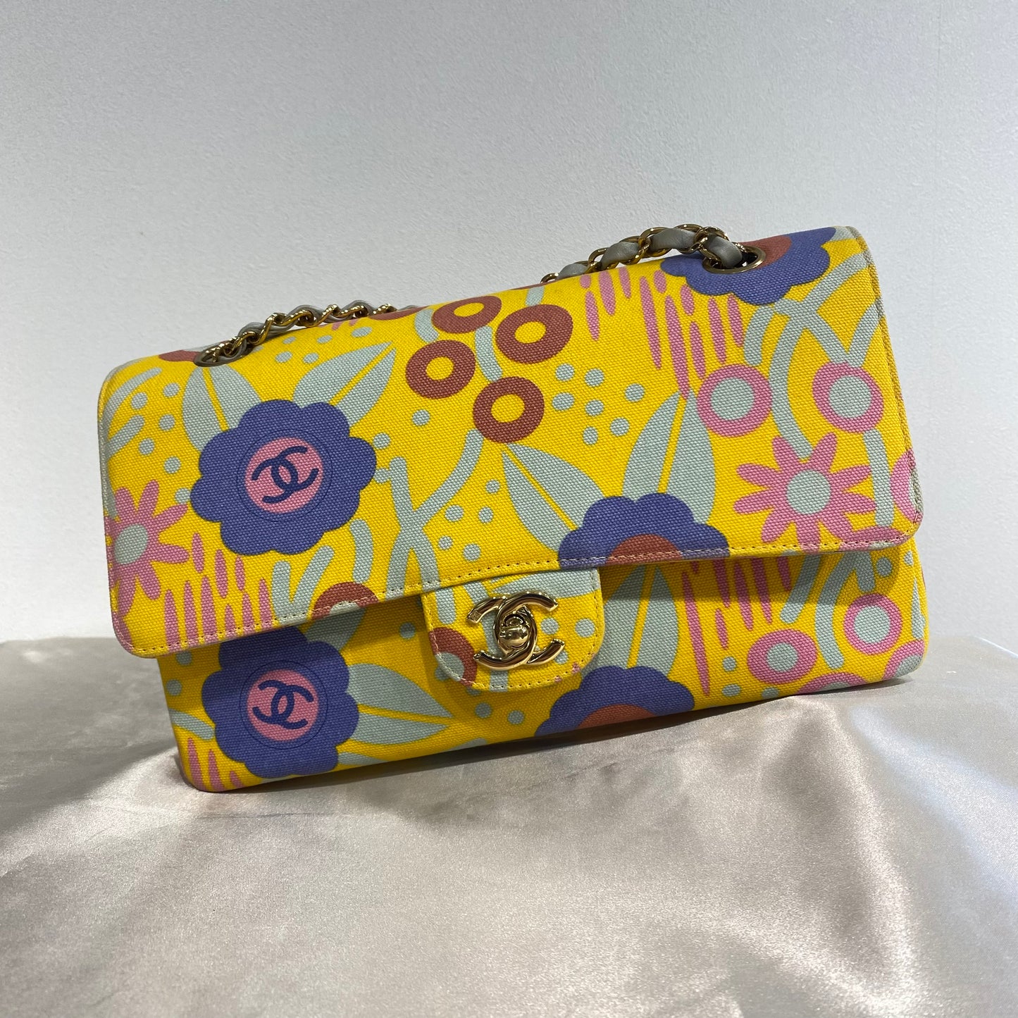 CHANEL VINTAGE CLASSIC FLAP MEDIUM CHAIN SHOULDER BAG FLOWER PRINT YELLOW LIGHTBLUE CANVAS 90215300