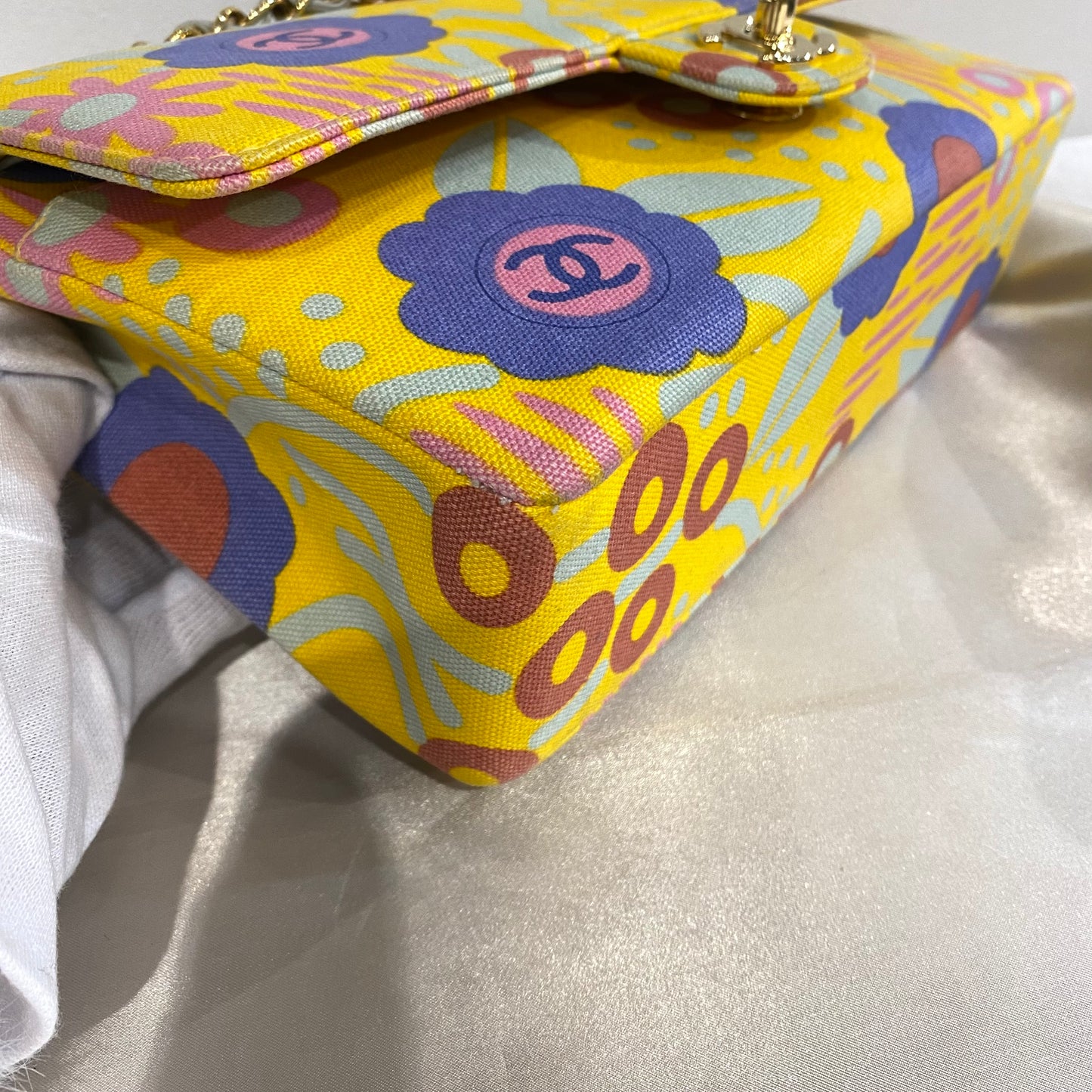 CHANEL VINTAGE CLASSIC FLAP MEDIUM CHAIN SHOULDER BAG FLOWER PRINT YELLOW LIGHTBLUE CANVAS 90215300