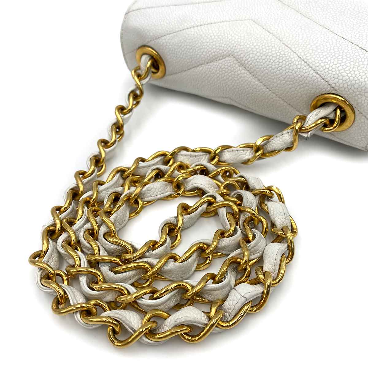 CHANEL VINTAGE MINI CHEVRON CHAIN SHOULDER BAG WHITE CAVIAR SKIN 90170727