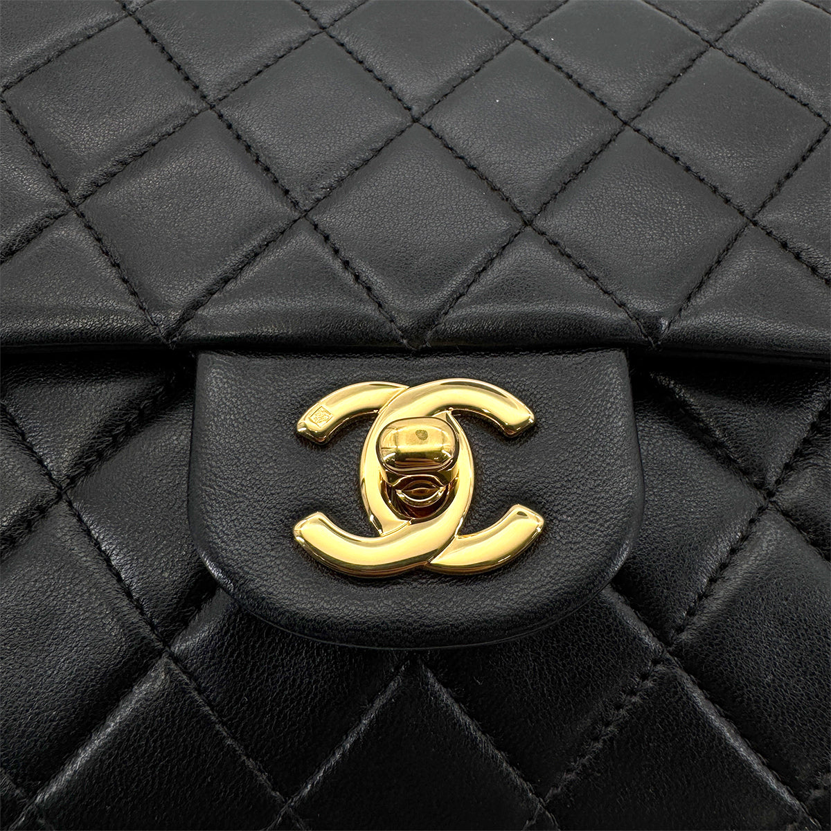 CHANEL VINTAGE CLASSIC FLAP MEDIUM CHAIN SHOULDER BAG BLACK LAMB SKIN 90196131