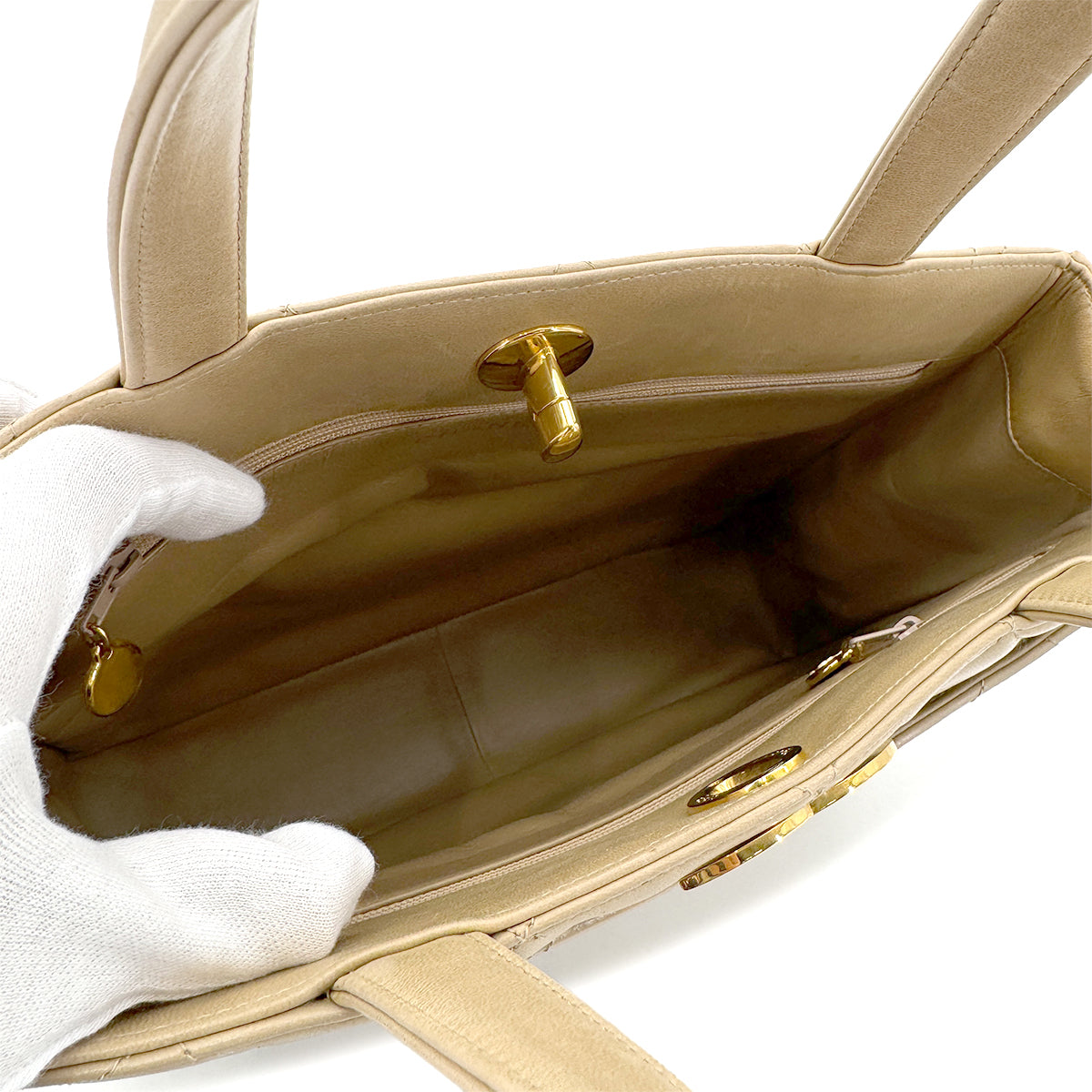 CHANEL VINTAGE MATELASSE HAND BAG BEIGE LAMB SKIN 90196574