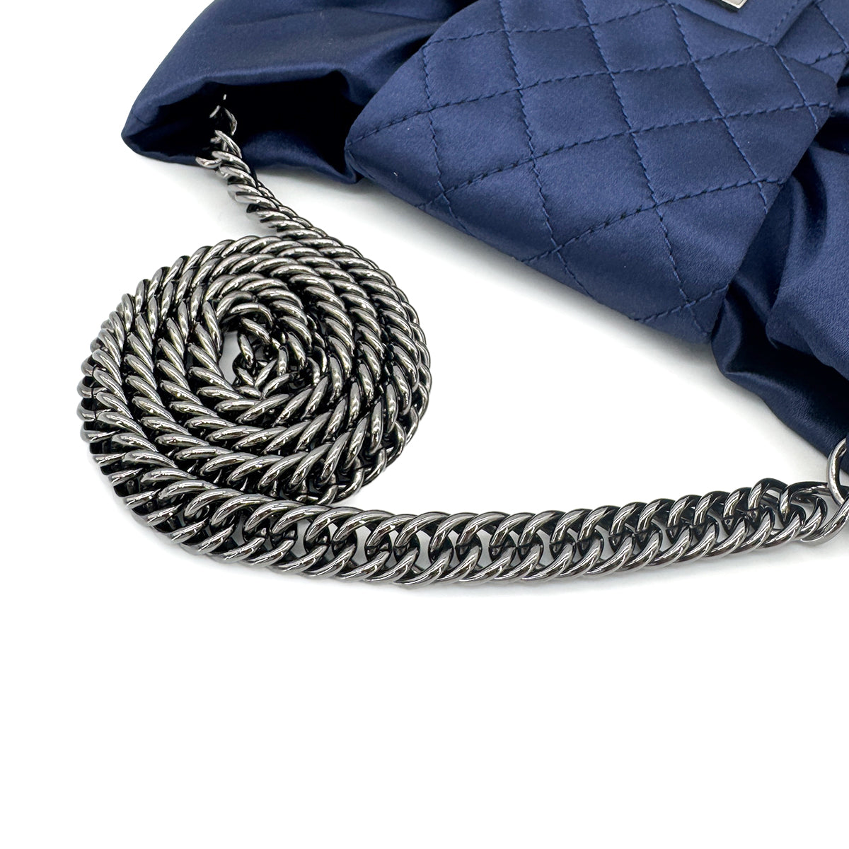 CHANEL VINTAGE 2.55 RIBBON CHAIN SHOULDER BAG NAVY SATIN 90197085