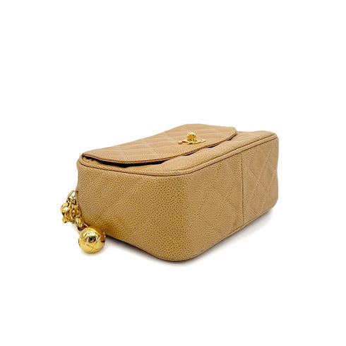 CHANEL VINTAGE BIJOU CHAIN SHOULDER BAG BEIGE CAVIAR SKIN 90198105