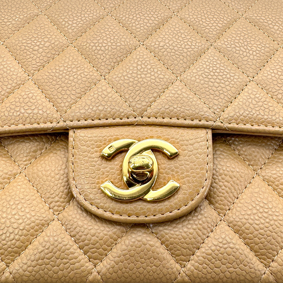 CHANEL VINTAGE CLASSIC FLAP MEDIUM CHAIN SHOULDER BAG BEIGE CAVIAR SKIN 90202042