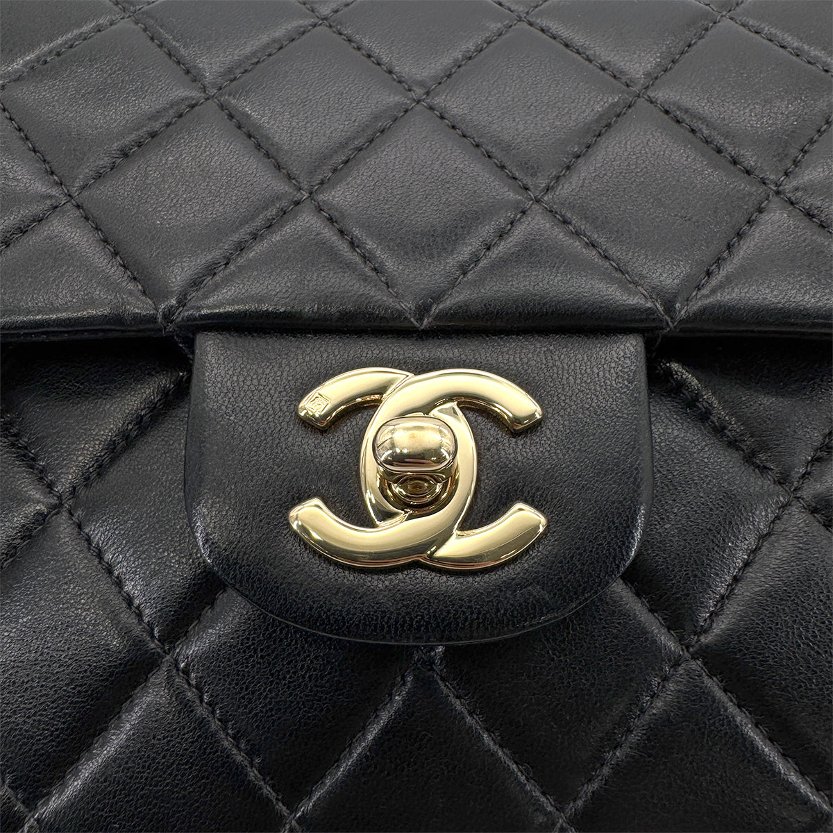 CHANEL VINTAGE CLASSIC FLAP MEDIUM CHAIN SHOULDER BAG BLACK LAMB SKIN 90204386