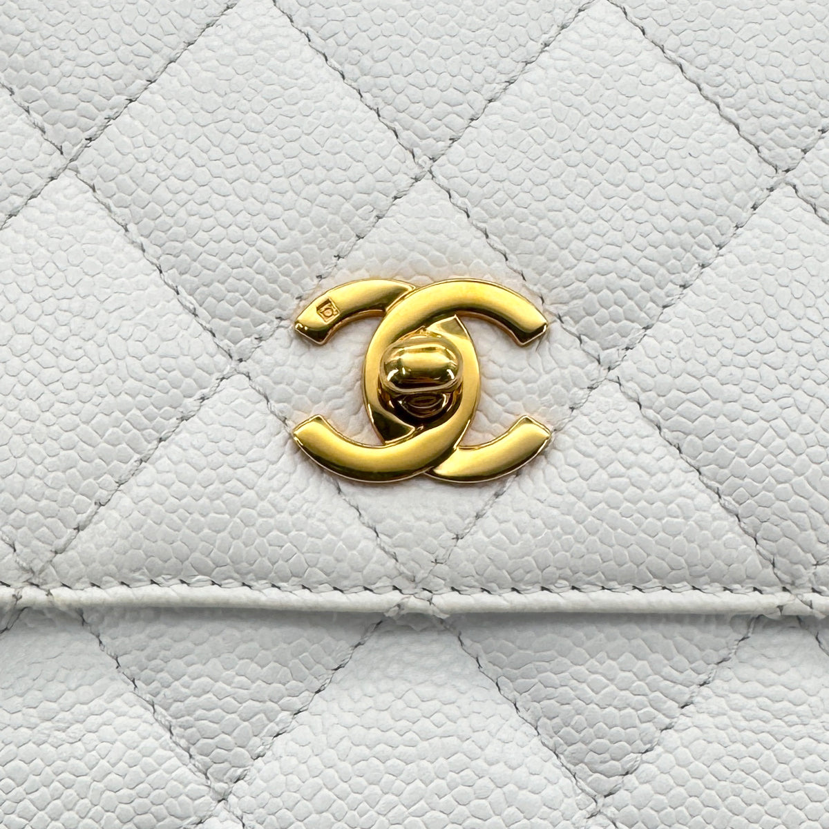 CHANEL VINTAGE ONE SHOULDER BAG WHITE CAVIAR SKIN 90211269