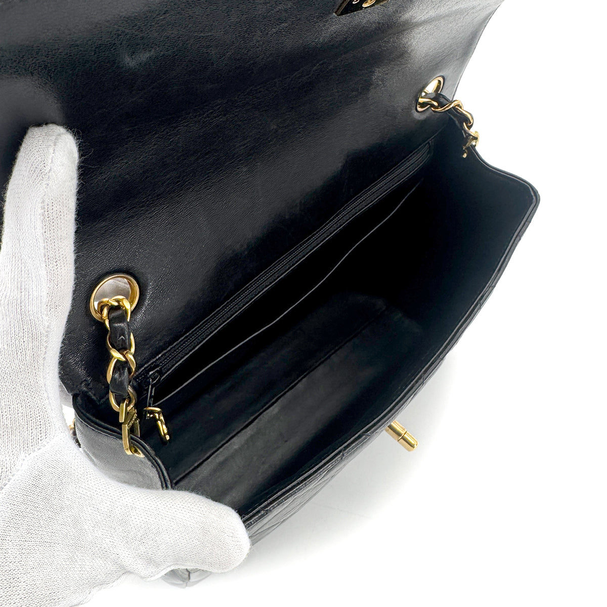 CHANEL VINTAGE MATELASSE CHAIN SHOULDER BAG BLACK LAMB SKIN 90215296