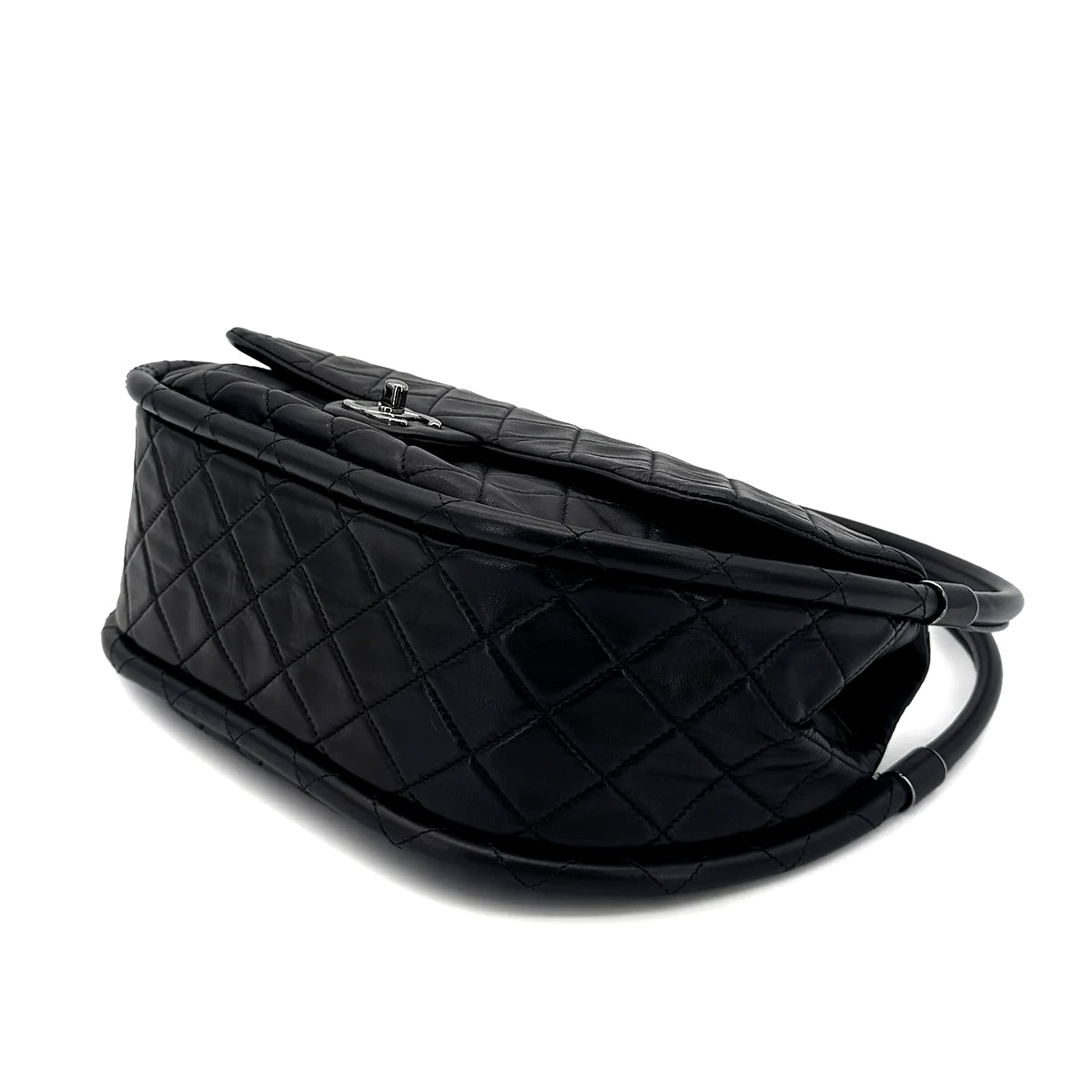 CHANEL HULA HOOP CROSS HAND BAG BLACK LAMB SKIN 90219238