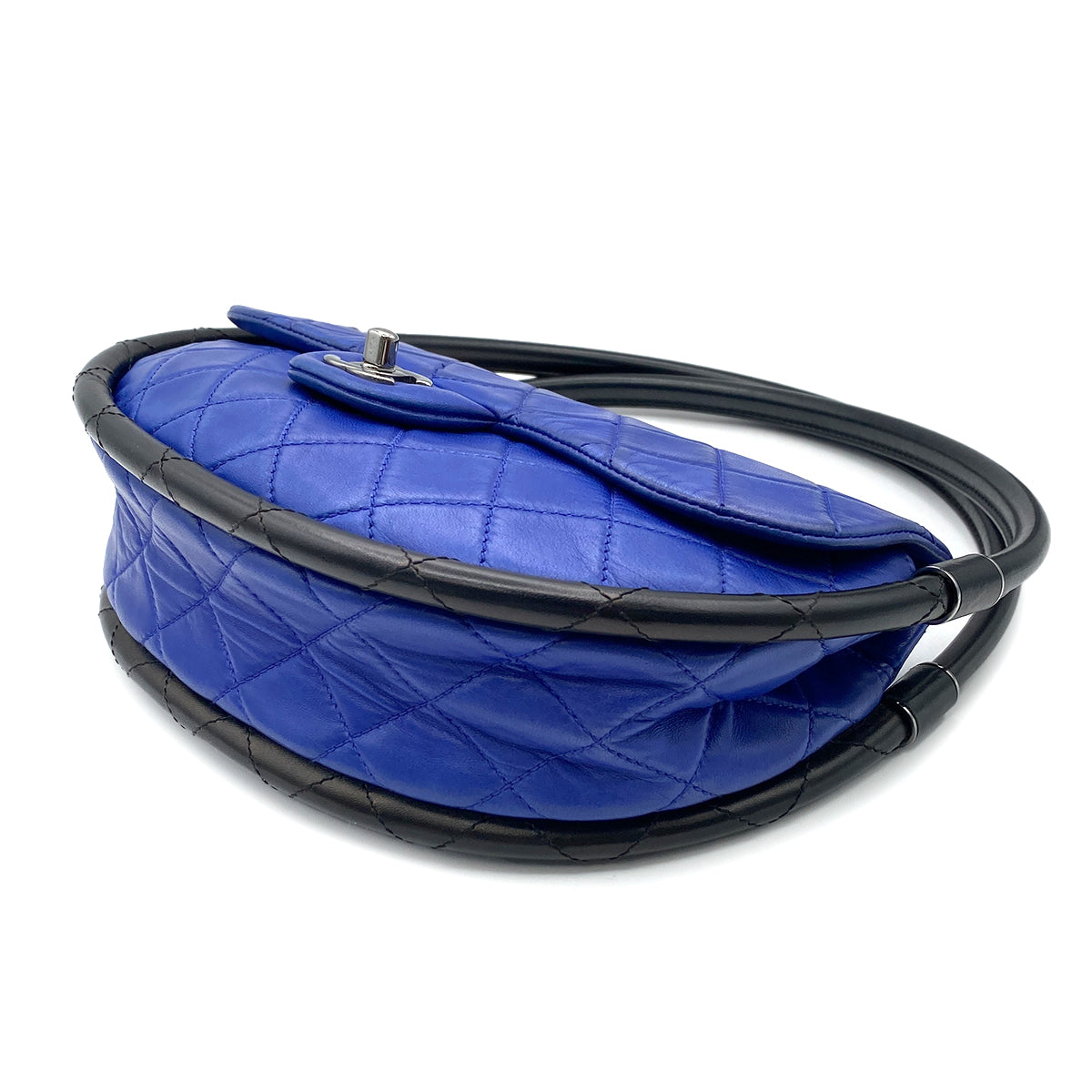 CHANEL HULA HOOP CROSS HAND BAG BLUE BLACK LAMB SKIN 90223218
