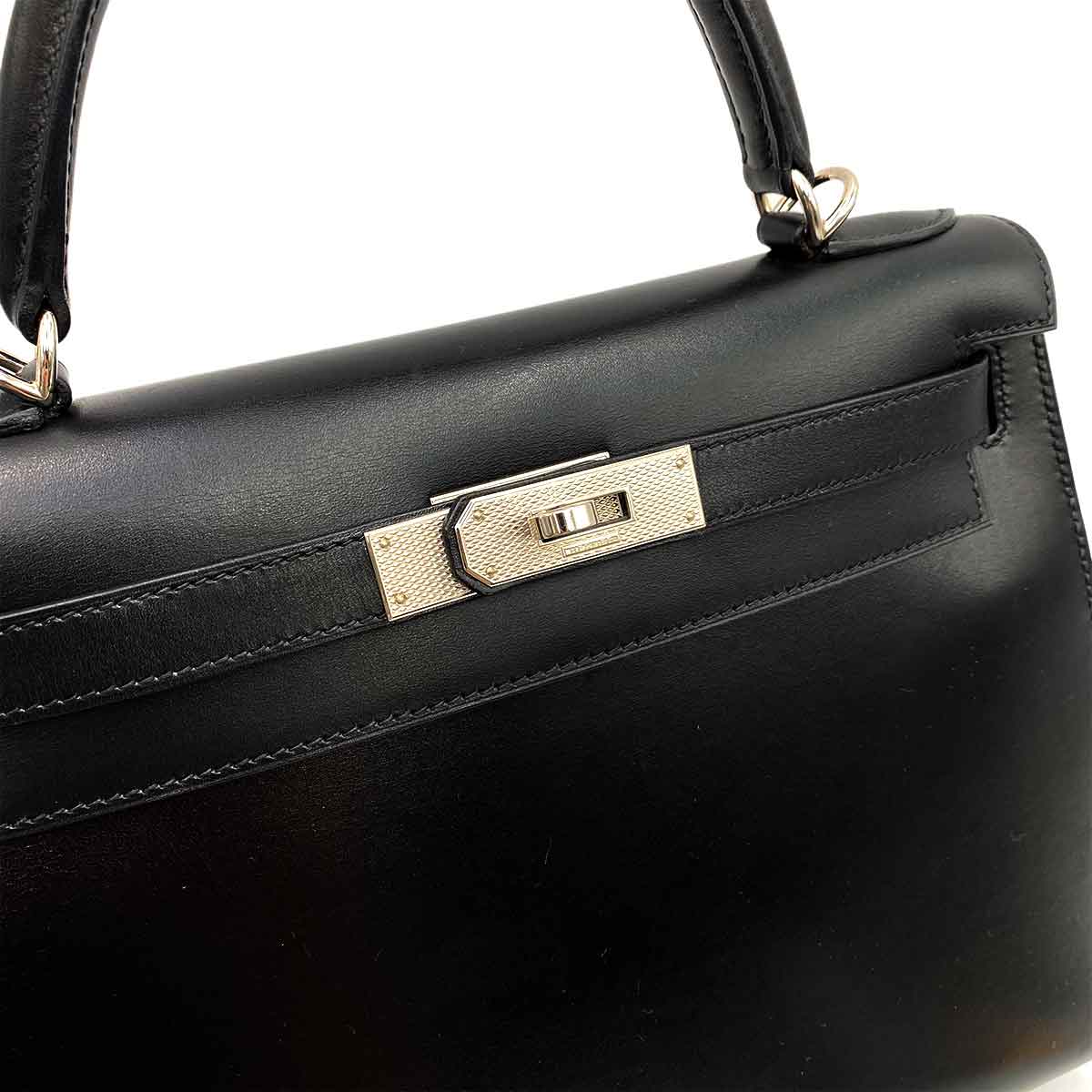 HERMES KELLY 28 SELLIER GUILLOCHE BLACK BOXCALF HAND SHOULDER BAG ▢G 90231896