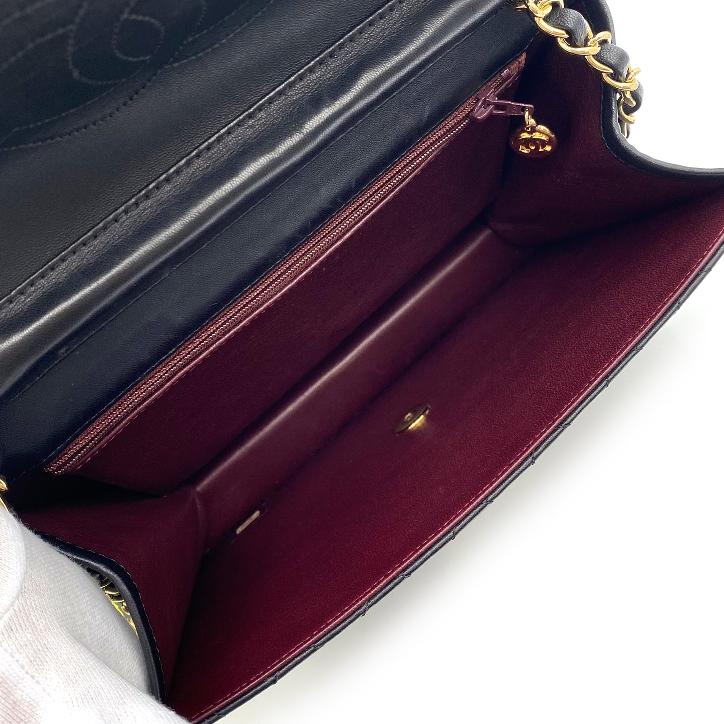 CHANEL VINTAGE SINGLE FLAP TURN LOCK CHAIN SHOULDER BAG BLACK LAMB SKIN 90233665