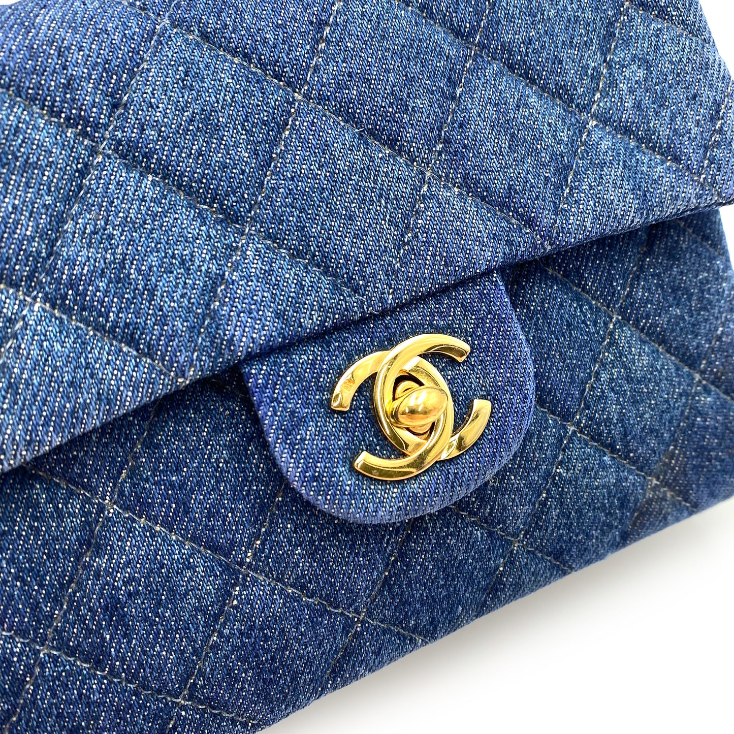 CHANEL VINTAGE MINI SQUARE 17 CHAIN SHOULDER BAG BLUE DENIM 90234630