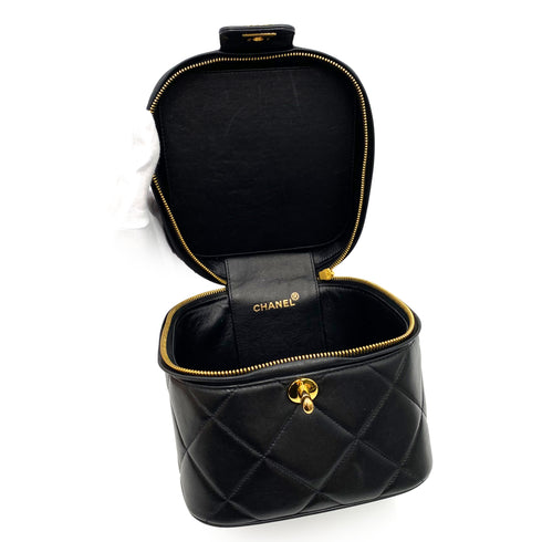 CHANEL VINTAGE VANITY HAND BAG BLACK LAMB SKIN 90237314