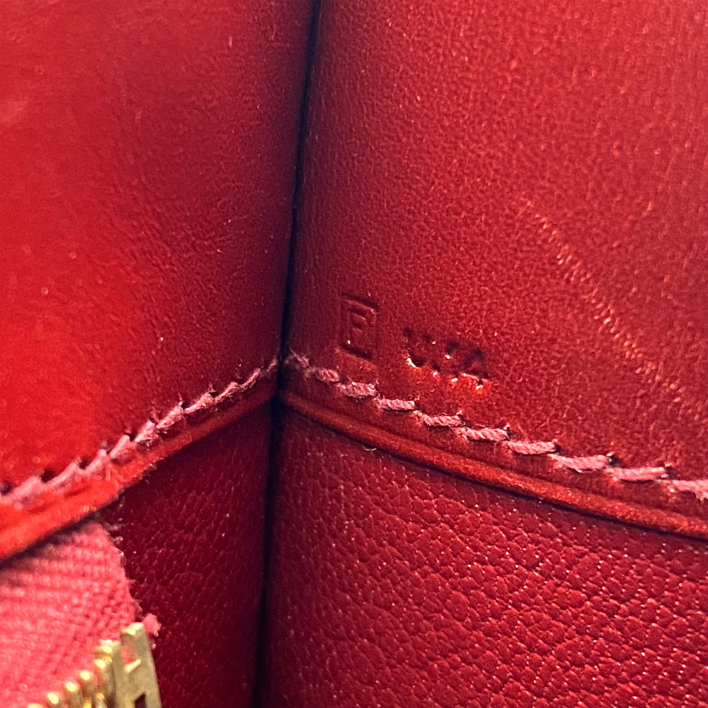 HERMES WHITE BUS PM ROUGE H BOXCALF HAND BAG □F 90237366