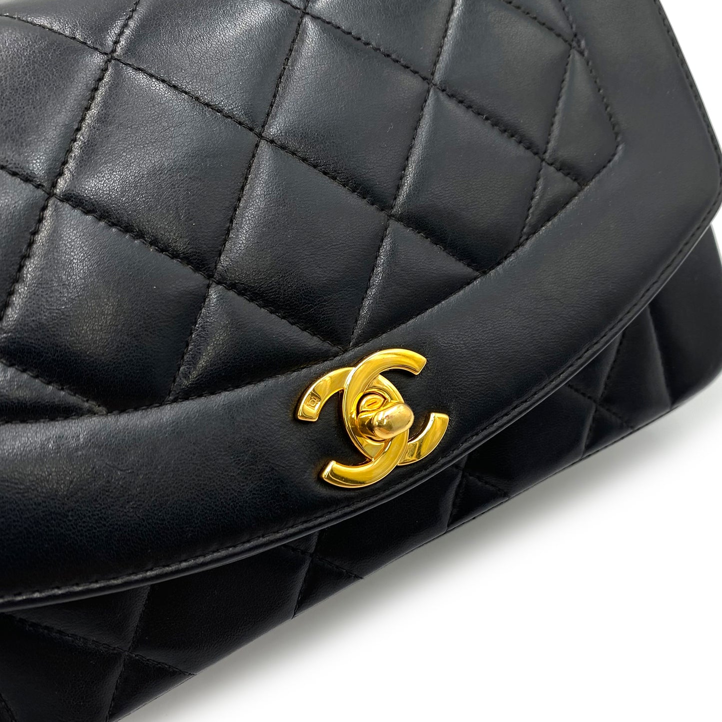 CHANEL VINTAGE DIANA SMALL CHAIN SHOULDER BAG BLACK LAMB SKIN 90238522