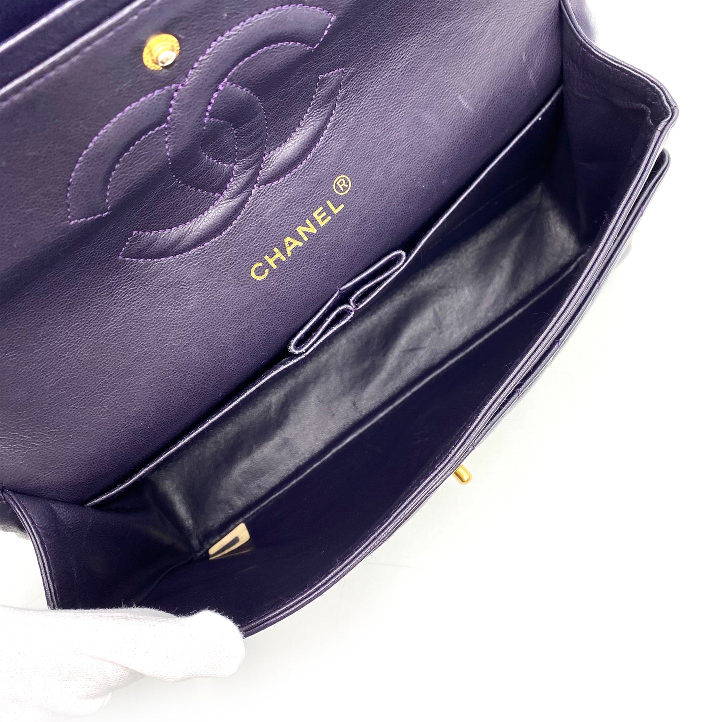 CHANEL VINTAGE CHEVRON DOUBLE FLAP CHAIN SHOULDER BAG PURPLE LAMB SKIN 90238527