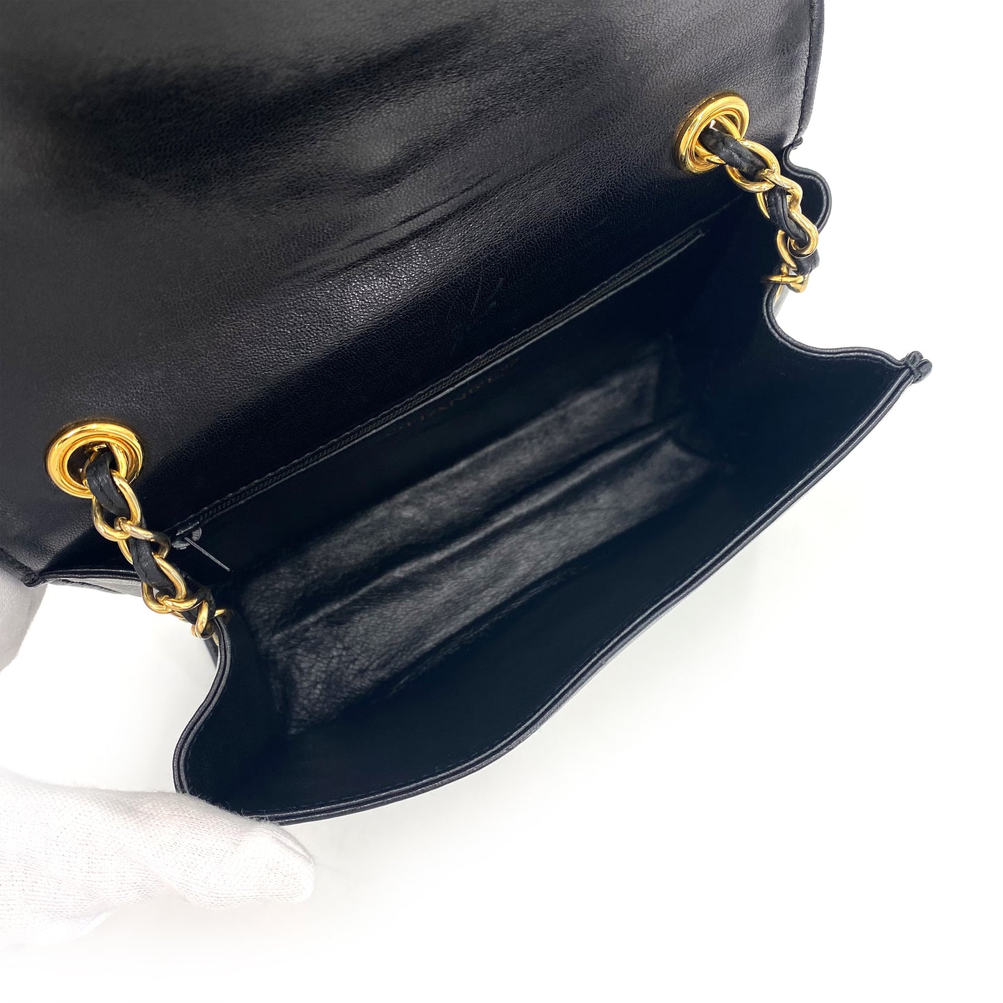 CHANEL VINTAGE MATELASSE CHAIN SHOULDER BAG BLACK LAMB SKIN 90240416