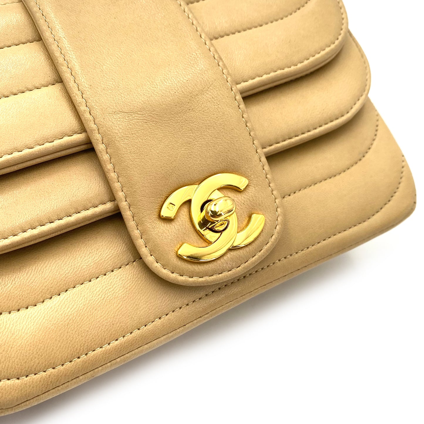 CHANEL VINTAGE MINI MADEMOISELLE CHAIN SHOULDER BAG BEIGE LAMB SKIN 90240432