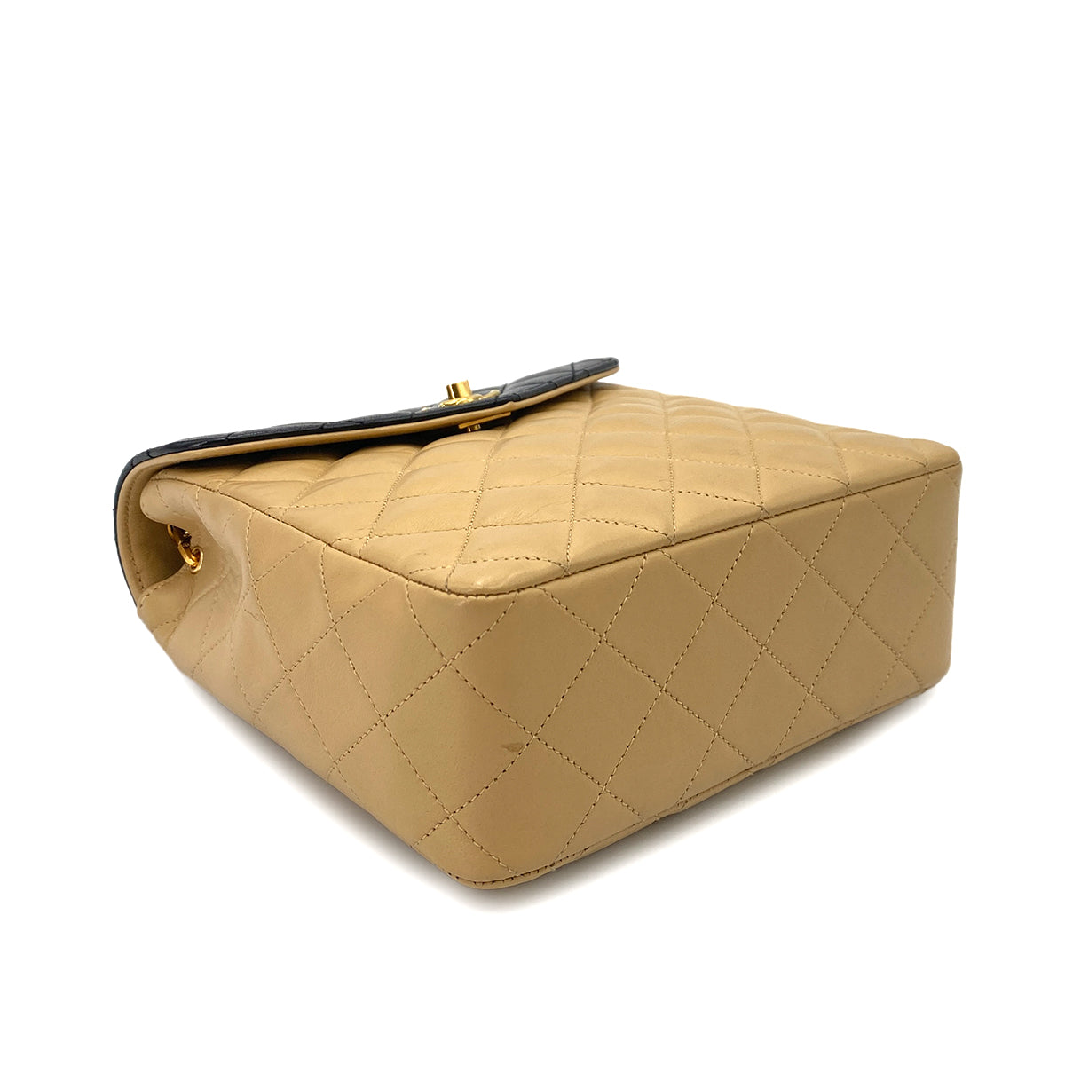 CHANEL VINTAGE MATELASSE CHAIN SHOULDER BAG BYCOLOR BEIGE BLACK LAMB SKIN 90240939