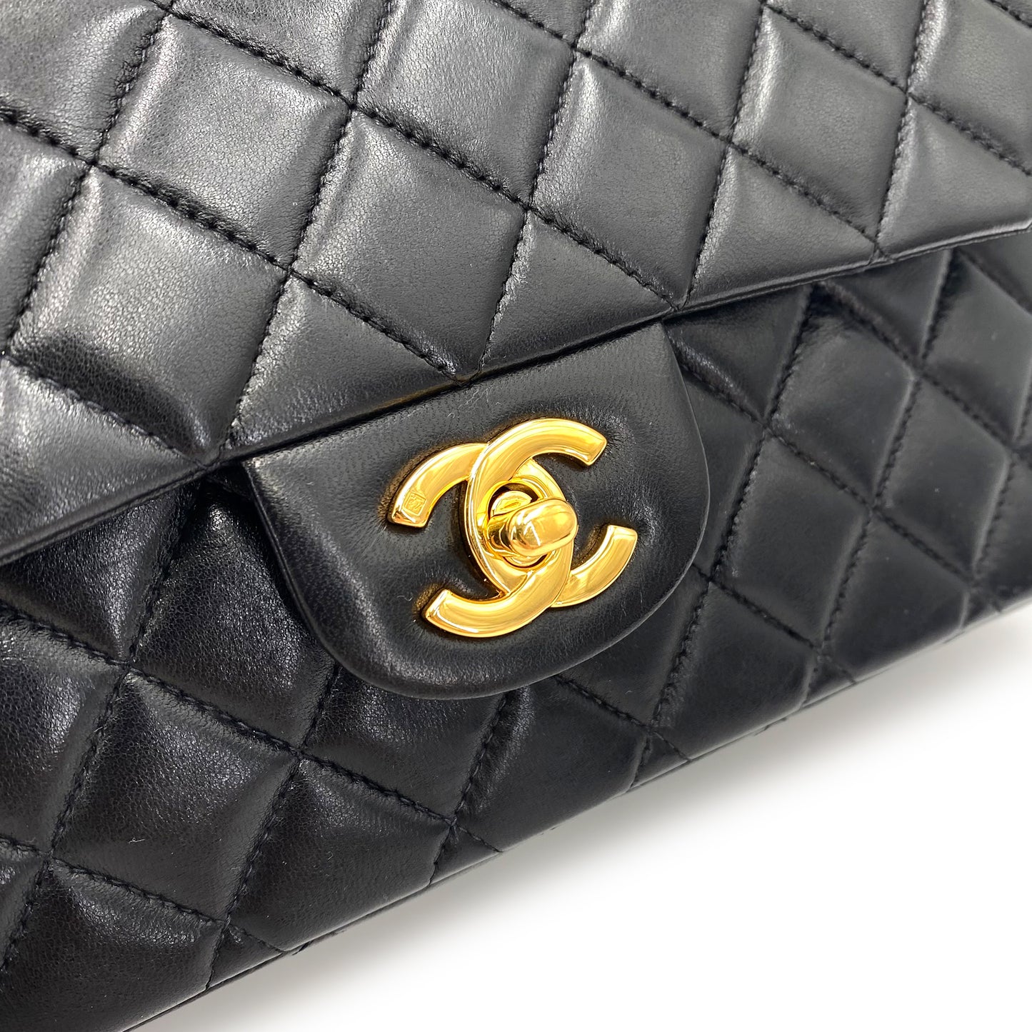 CHANEL VINTAGE CLASSIC FLAP MEDIUM CHAIN SHOULDER BAG BLACK LAMB SKIN 90240955