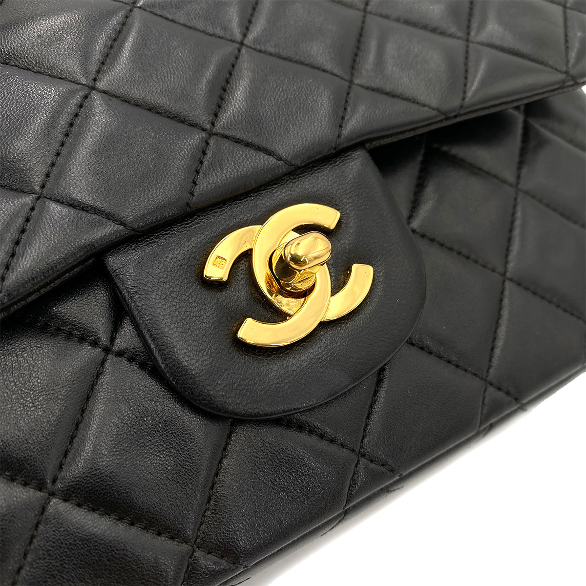 CHANEL VINTAGE CLASSIC FLAP SMALL CHAIN SHOULDER BAG BLACK LAMB SKIN 90241263