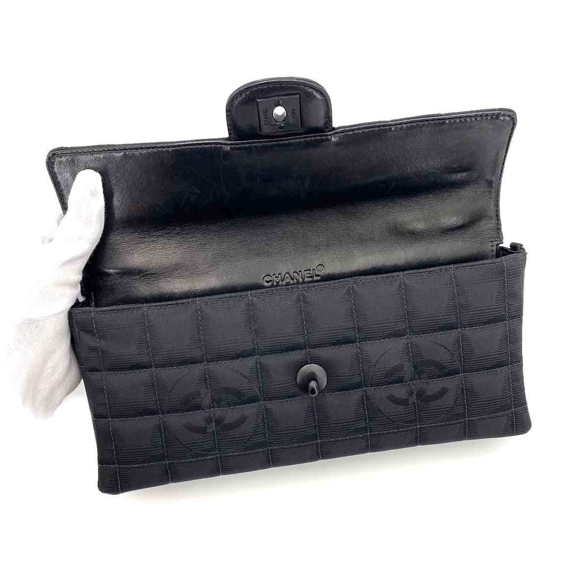 CHANEL VINTAGE NEW TRAVEL LINE EAST WEST CHOCOLATE BAR CHAIN SHOULDER BAG BLACK NYLON 90241297