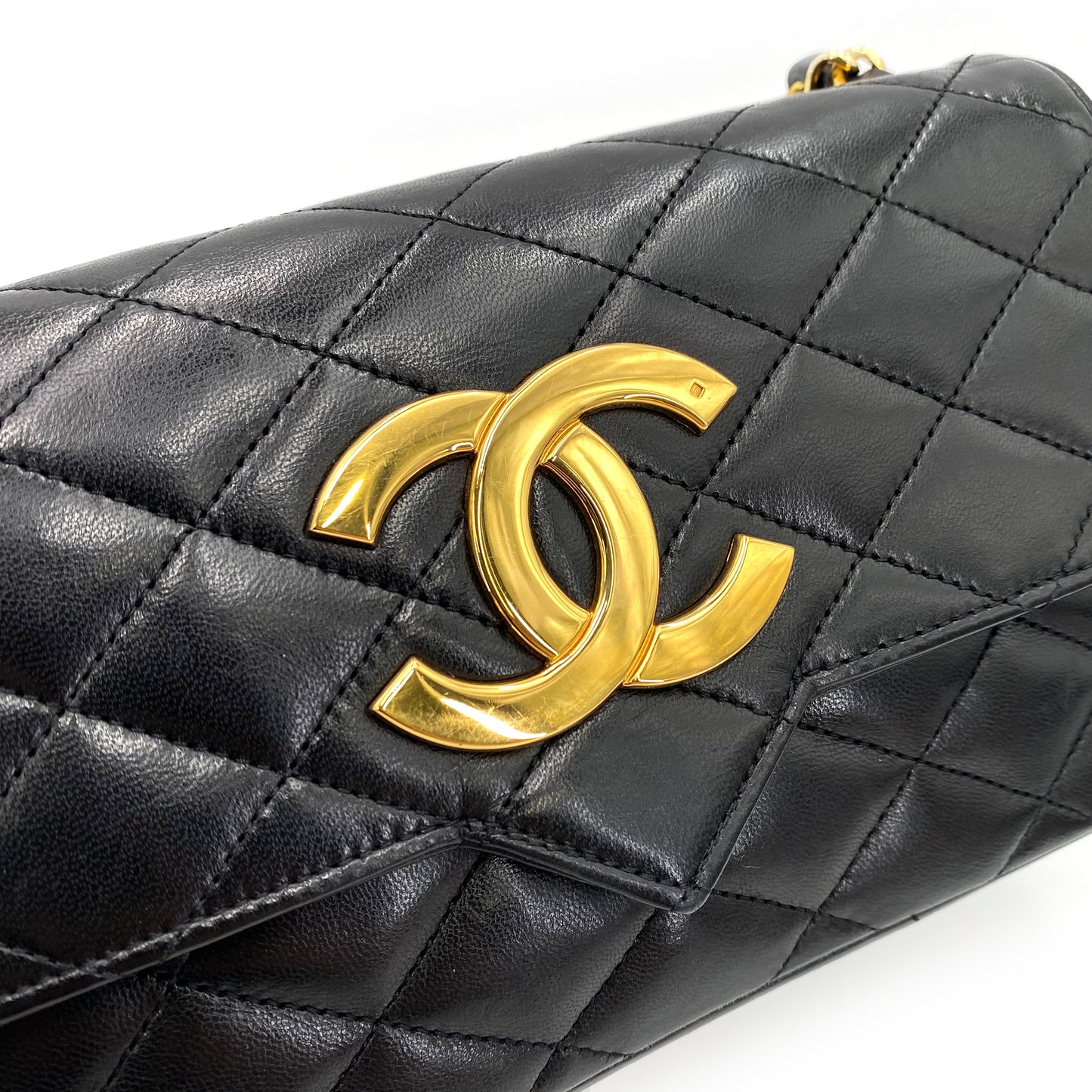 CHANEL VINTAGE BIG COCO MATELASSE CHAIN SHOULDER BAG BLACK LAMB SKIN 90241315