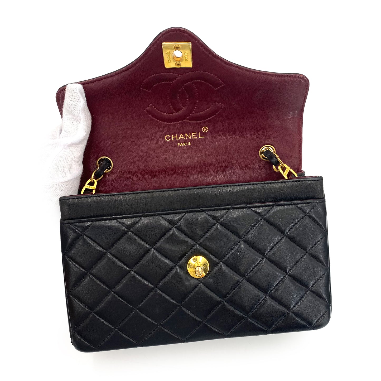 CHANEL VINTAGE MATELASSE CHAIN SHOULDER BAG BLACK LAMB SKIN 90241646