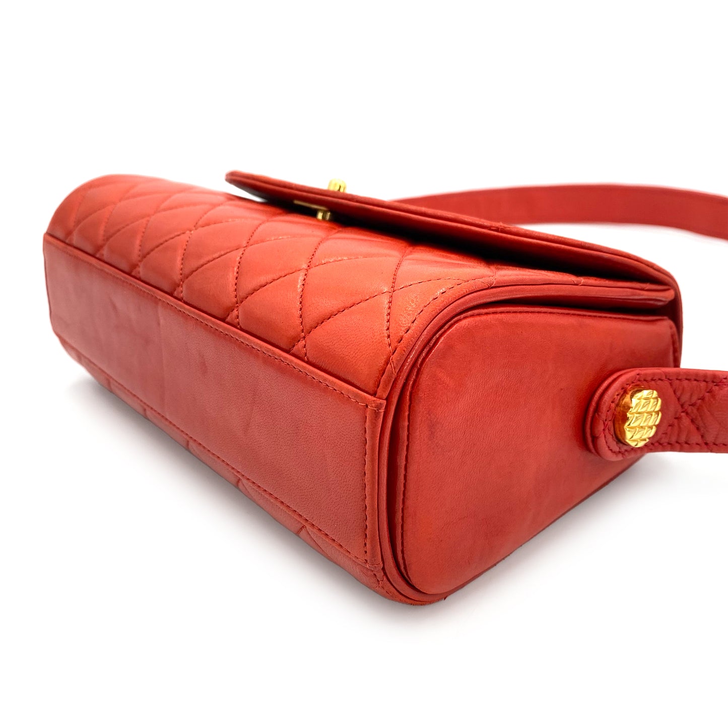 CHANEL VINTAGE MATELASSE SHOULDER BAG RED LAMB SKIN 90241673