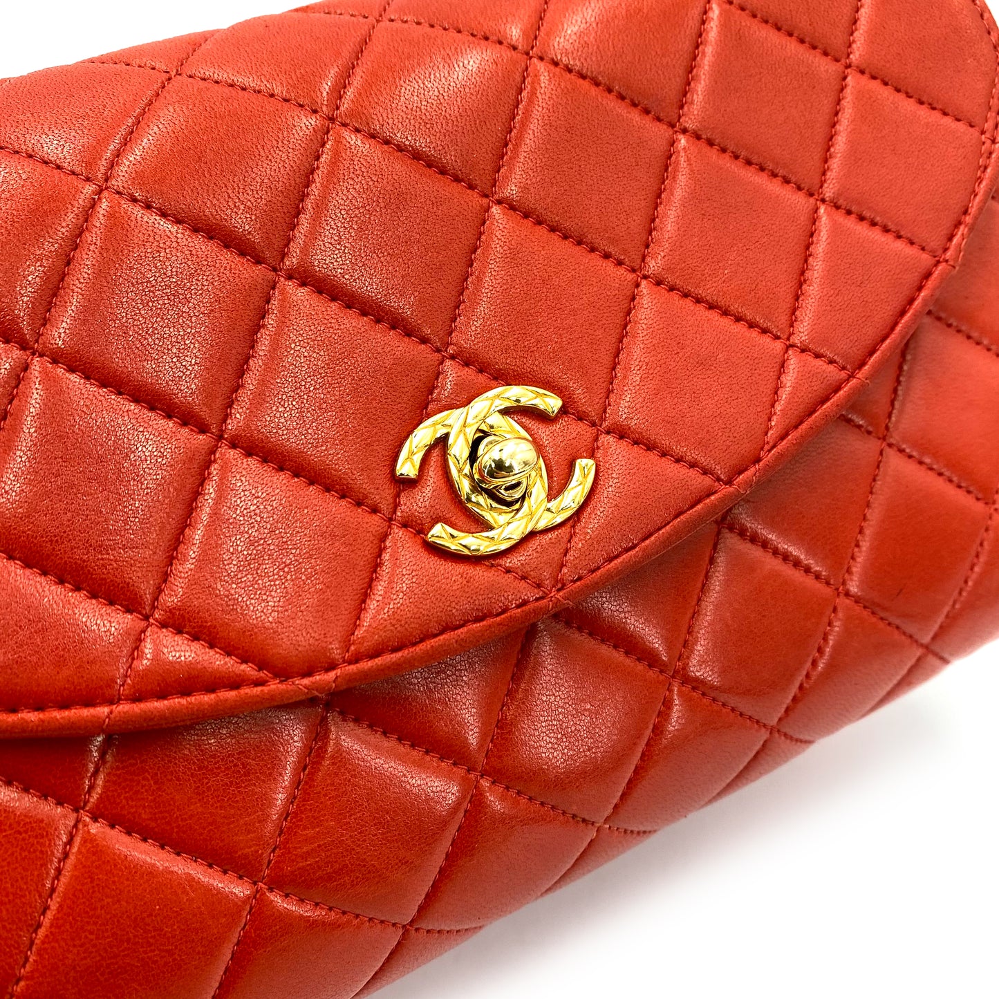 CHANEL VINTAGE MATELASSE SHOULDER BAG RED LAMB SKIN 90241673