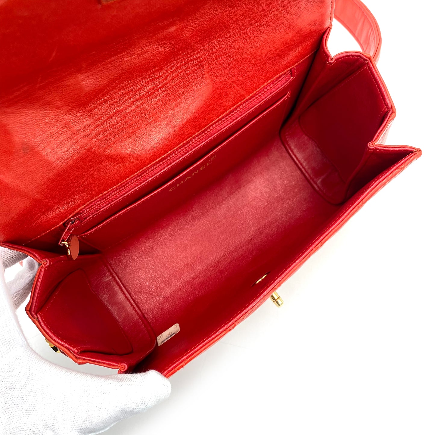 CHANEL VINTAGE MATELASSE SHOULDER BAG RED LAMB SKIN 90241673