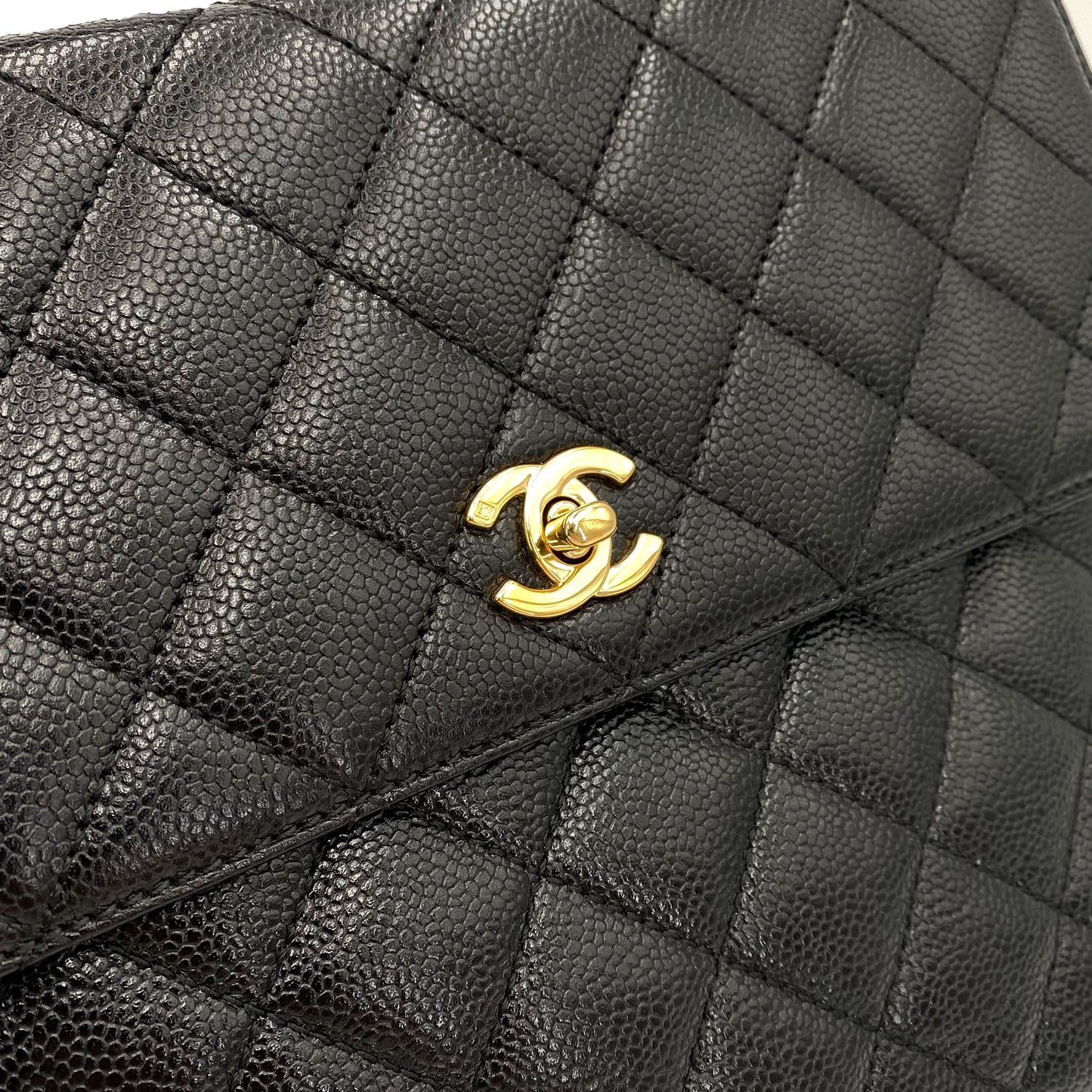 CHANEL VINTAGE MATELASSE HAND BAG BLACK CAVIAR SKIN 90241695