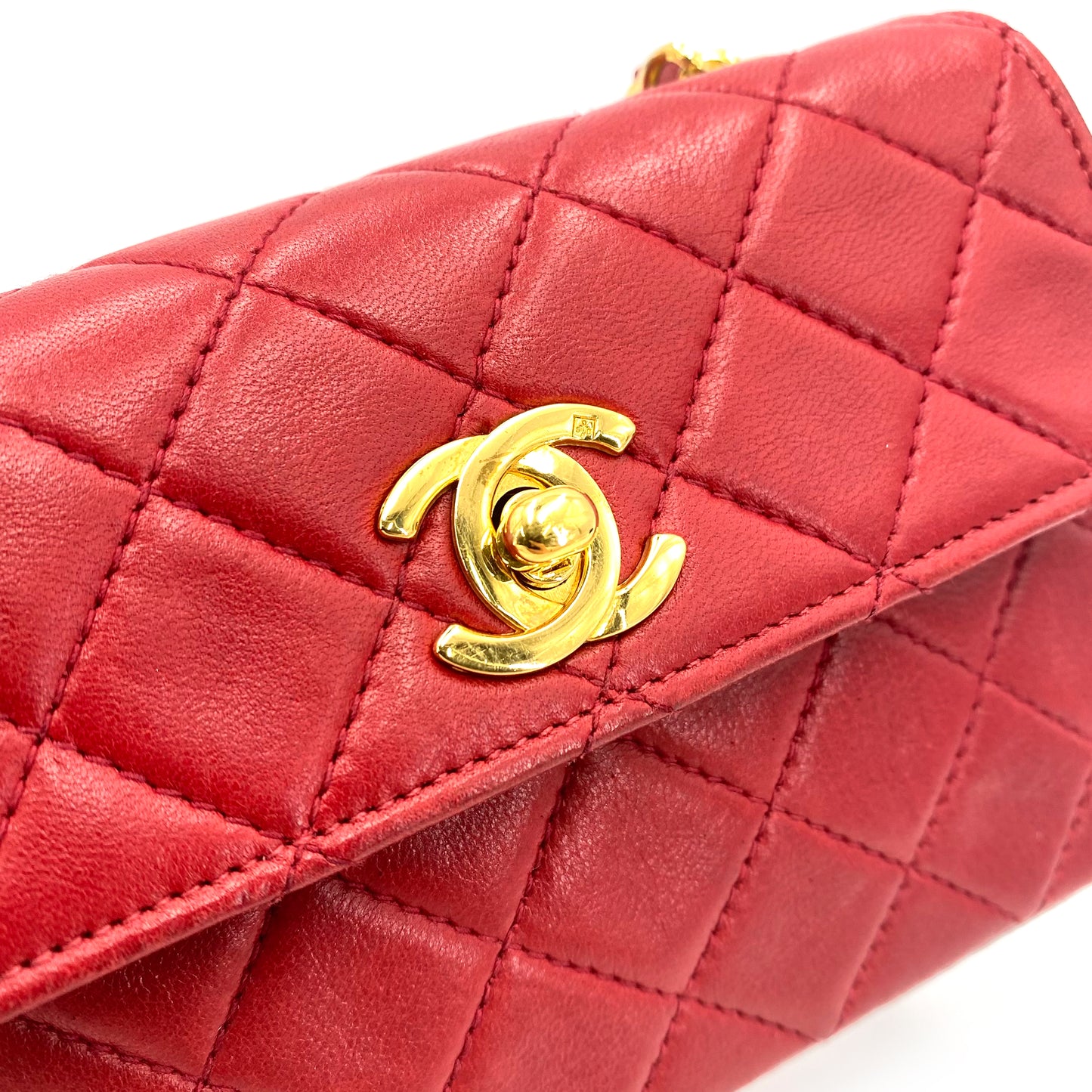 CHANEL VINTAGE MINI MATELASSE CHAIN SHOULDER BAG RED LAMB SKIN 90241698