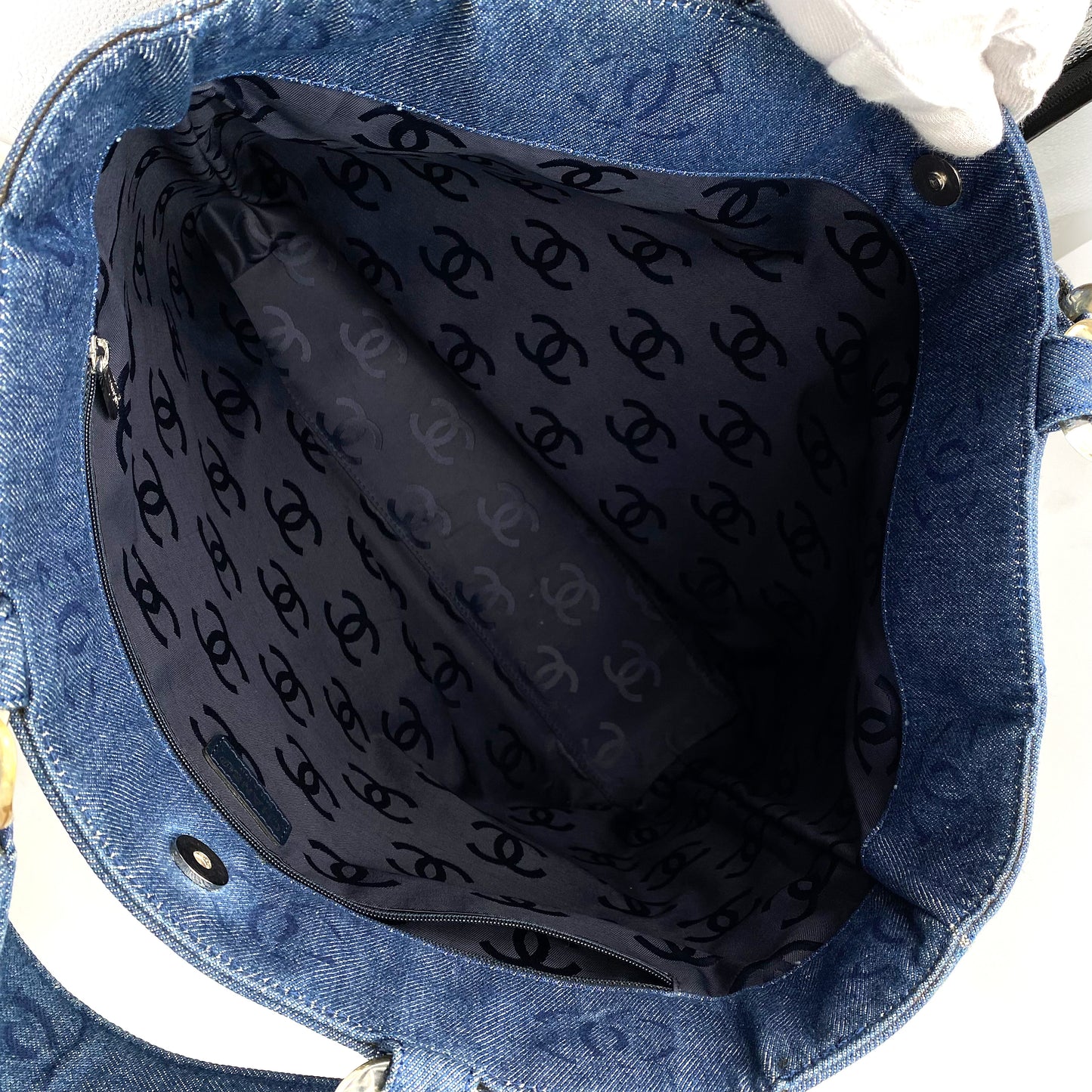 CHANEL VINTAGE CLEAR CHAIN TOTE BAG BLUE DENIM 90241716