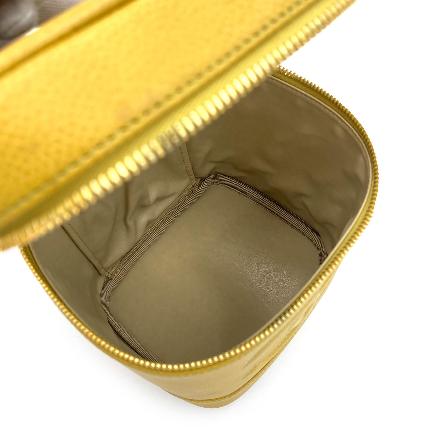 CHANEL VINTAGE VANITY HAND BAG YELLOW CAVIAR SKIN 90241761