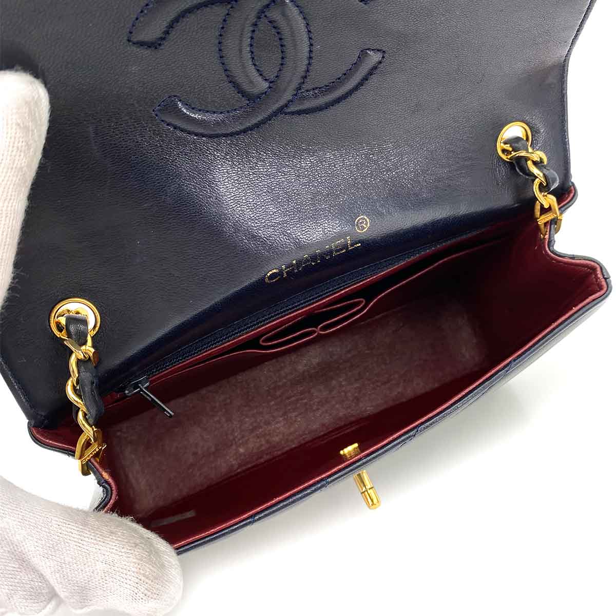 CHANEL VINTAGE TYPHOON CHAIN SHOULDER BAG NAVY LAMB SKIN 90241763