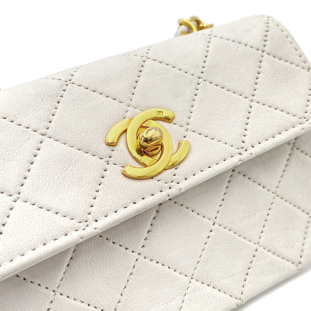 CHANEL VINTAGE MINI FLAP CHAIN SHOULDER BAG WHITE LAMB SKIN 90241786