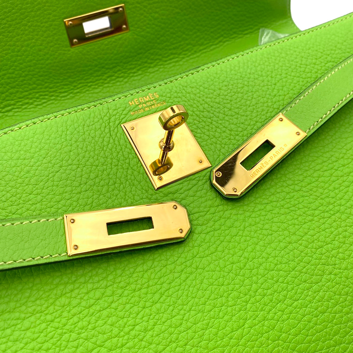 HERMES KELLY 32 RETOURNE APPLE GREEN TAURILLON CLEMENCE HAND SHOULDER BAG □G 90242323