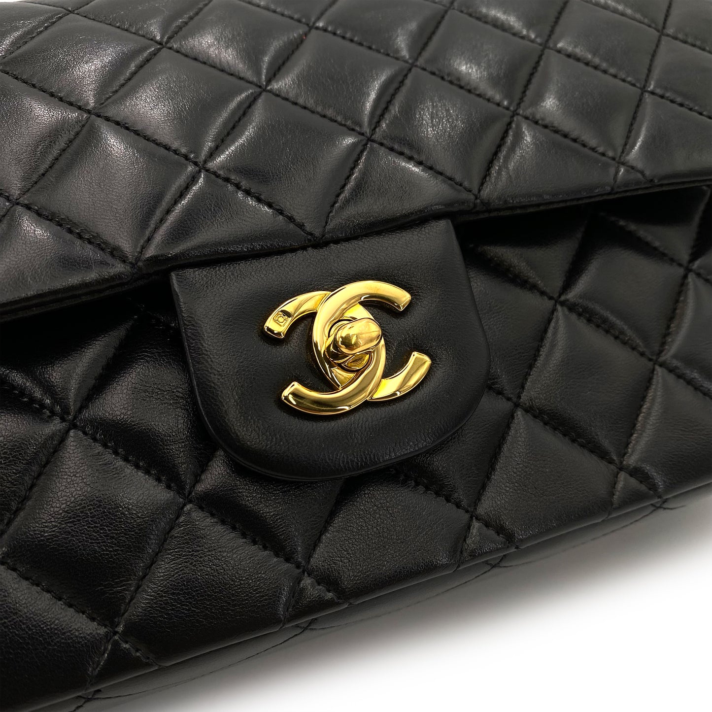 CHANEL VINTAGE CLASSIC FLAP MEDIUM CHAIN SHOULDER BAG BLACK LAMB SKIN 90242348