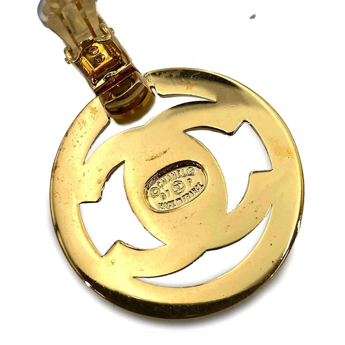 CHANEL VINTAGE EARRINGS TURN LOCK ROUND ACCESSORY 97P 90242349