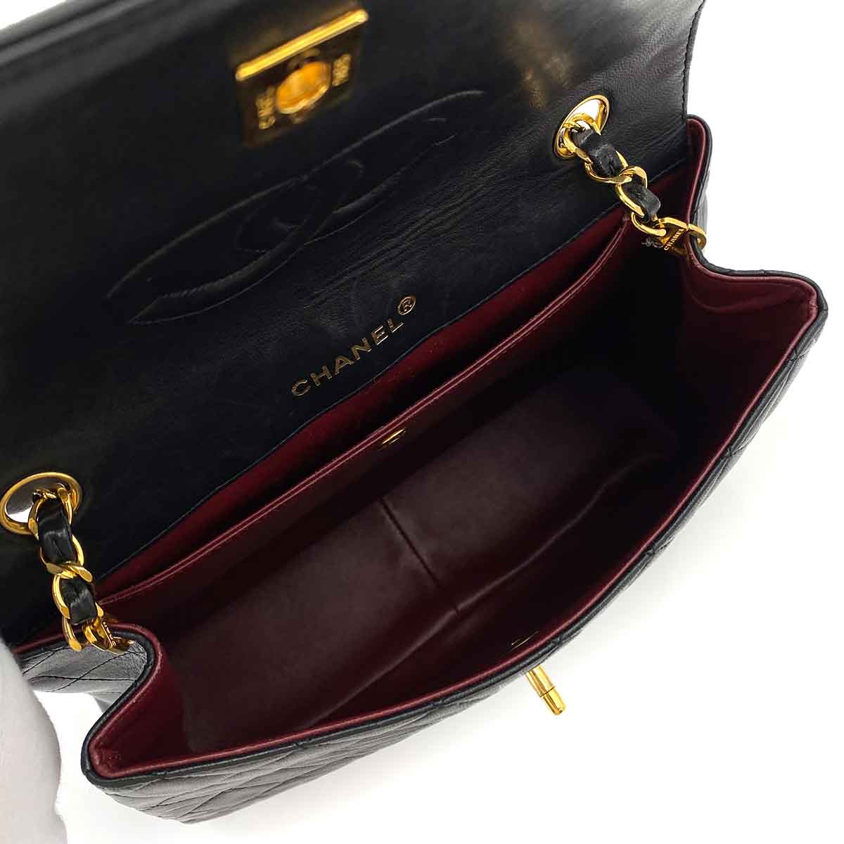 CHANEL VINTAGE MATELASSE CHAIN SHOULDER BAG BLACK LAMB SKIN 90242639