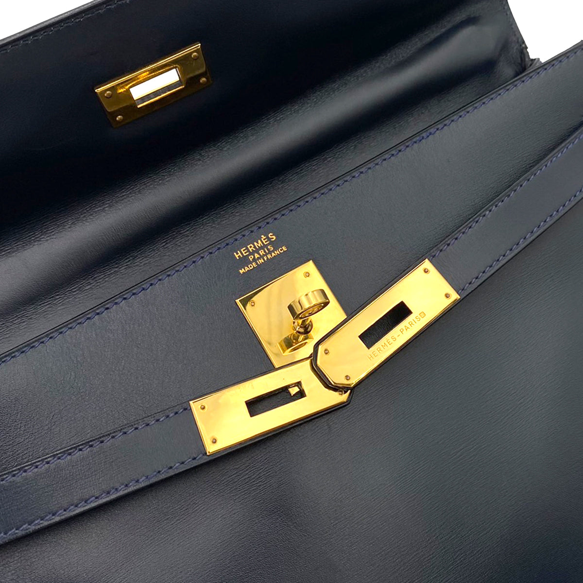 HERMES KELLY 32 RETOURNE BLUE INDIGO BOXCALF HAND SHOULDER BAG 〇W 90242646