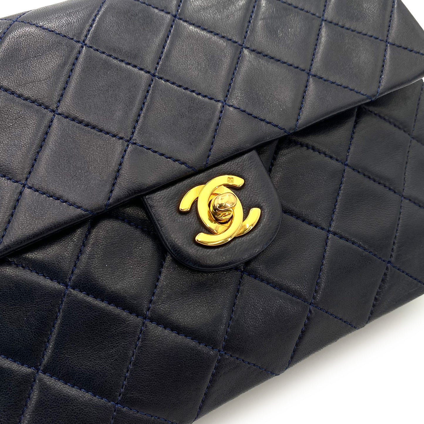 CHANEL VINTAGE MINI SQUARE 20 CHAIN SHOULDER BAG NAVY LAMB SKIN 90242896